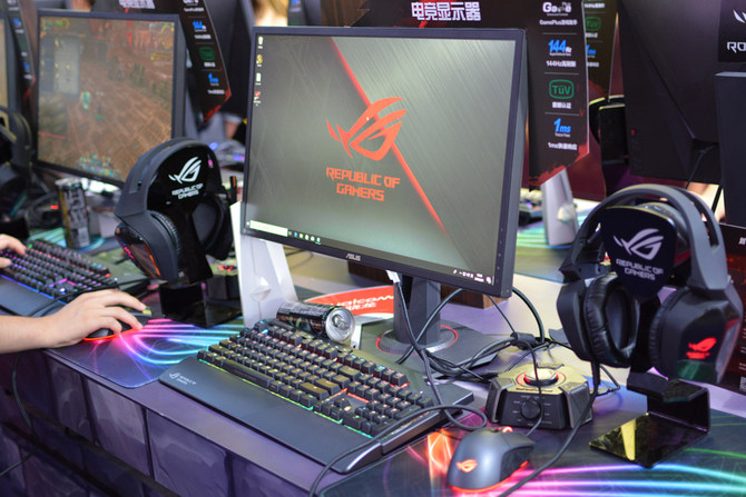 电竞装备全面革新，专业外设助力选手突破极限