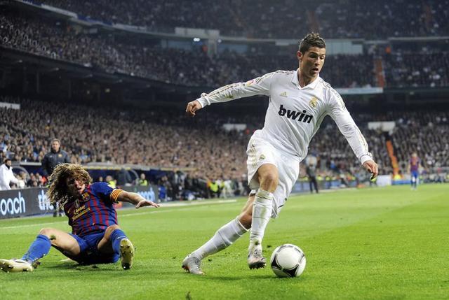  曼城横扫联赛创纪录，瓜帅战术显威力